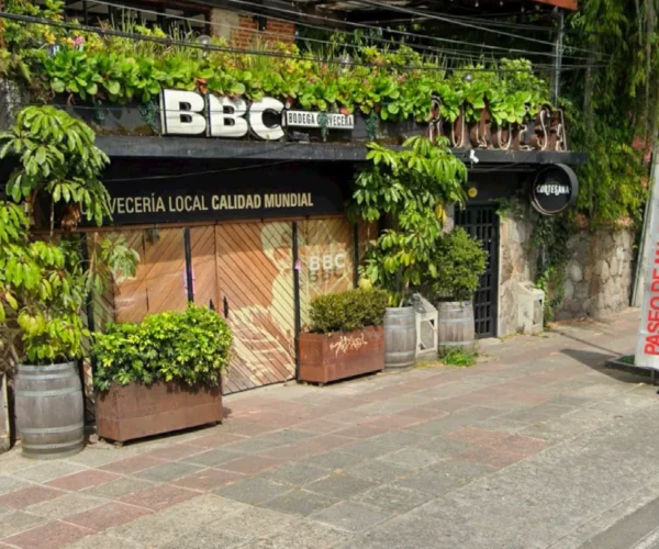 a2b1f69d-4915-46af-959d-e214ac08a8eb